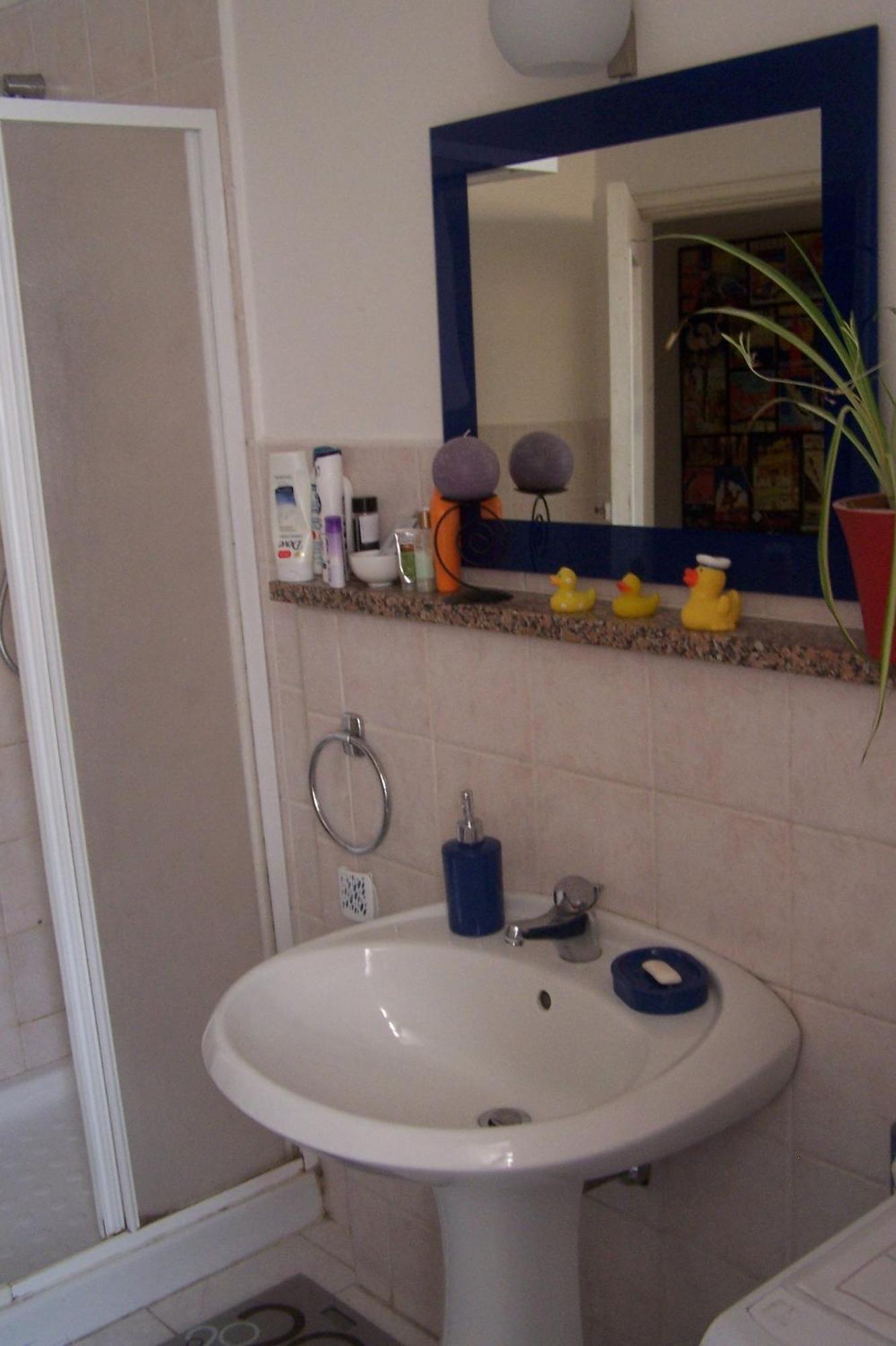 B&B In Centro Кальяри Экстерьер фото